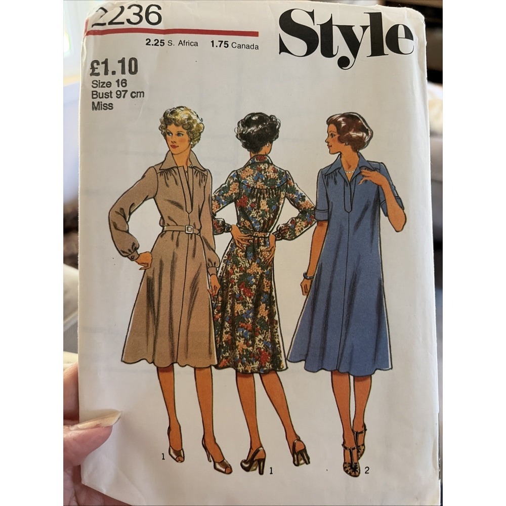 Vintage Style Simplicity Sewing Pattern 2236 Misses Dress Size 16 Uncut 1977